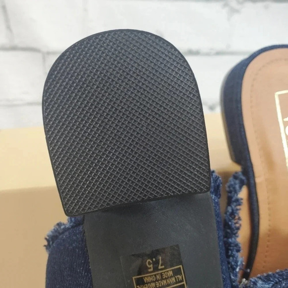 YOKI Willas 71 DARK DENIM Low Heal Slip On Embroidery Rose Beauty Beast Shoes - Picture 11 of 14